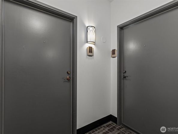 201 Galer Street 320, Seattle WA 98109