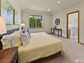 20604 Damson Rd, Lynnwood WA 98036