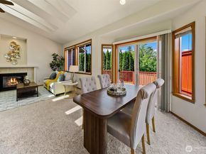 20604 Damson Rd, Lynnwood WA 98036