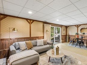 7509 42nd Avenue NE, Seattle WA 98115