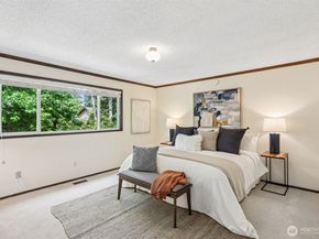 7509 42nd Avenue NE, Seattle WA 98115