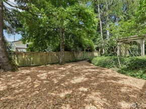 7509 42nd Avenue NE, Seattle WA 98115