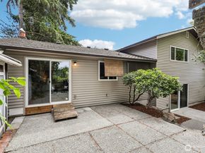 7509 42nd Avenue NE, Seattle WA 98115