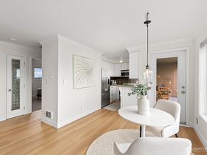 334 Lakeside Avenue S 207, Seattle WA 98144