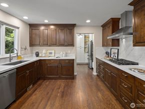18031 129th Place NE, Bothell WA 98011