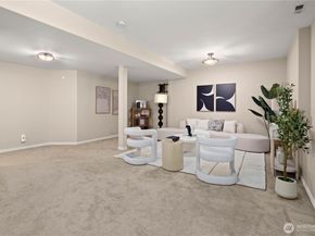 18031 129th Place NE, Bothell WA 98011