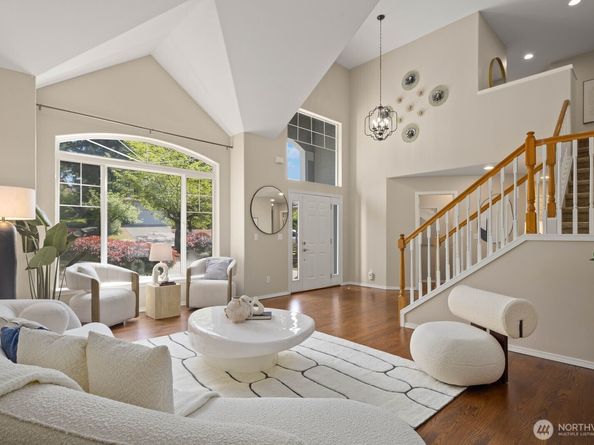 18031 129th Place NE, Bothell WA 98011