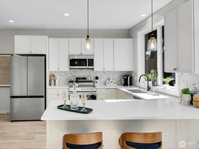 8101 15th Avenue SW B, Seattle WA 98106
