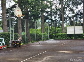 215 100th Street SW B204, Everett WA 98204