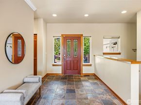 1987 NW Rampart Ridge Court, Bremerton WA 98311
