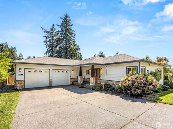 1987 NW Rampart Ridge Court, Bremerton WA 98311