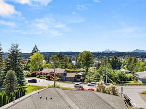 1987 NW Rampart Ridge Court, Bremerton WA 98311