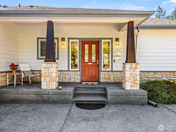 1987 NW Rampart Ridge Court, Bremerton WA 98311