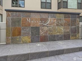 129 3rd Avenue 404, Kirkland WA 98033