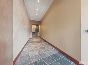129 3rd Avenue 404, Kirkland WA 98033