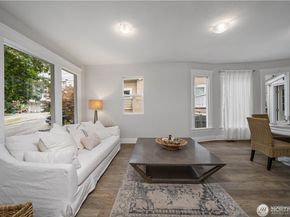 1305 NE 55th Street, Seattle WA 98105