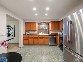 19809 97th Avenue S, Renton WA 98055