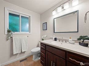19809 97th Avenue S, Renton WA 98055