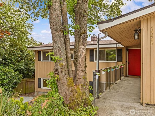 14445 5th Avenue S, Burien WA 98168