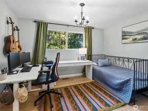 16704 188th Place NE, Woodinville WA 98072