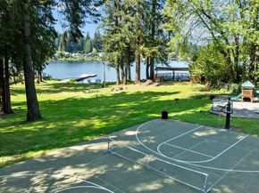16704 188th Place NE, Woodinville WA 98072