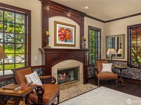 4145 Peregrine Point Way SE, Sammamish WA 98075