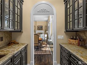 4145 Peregrine Point Way SE, Sammamish WA 98075