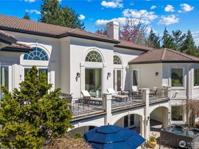 4145 Peregrine Point Way SE, Sammamish WA 98075