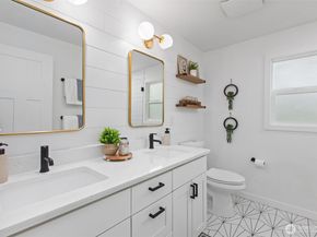 4707 S Brandon Street, Seattle WA 98118