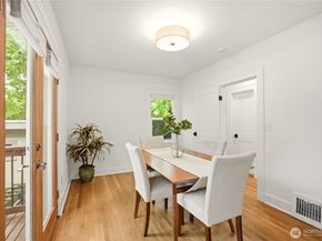 2208 NE 75th Street, Seattle WA 98115