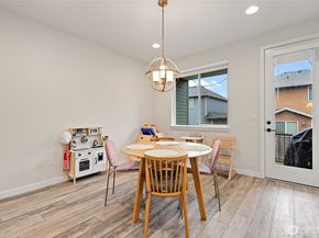 13420 Manor Way A6, Lynnwood WA 98087
