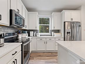 13420 Manor Way A6, Lynnwood WA 98087