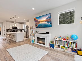 13420 Manor Way A6, Lynnwood WA 98087