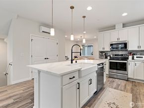 13420 Manor Way A6, Lynnwood WA 98087
