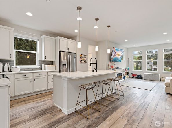 13420 Manor Way A6, Lynnwood WA 98087