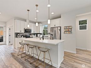 13420 Manor Way A6, Lynnwood WA 98087