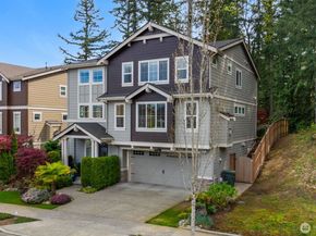23331 SE 4th Place, Sammamish WA 98074