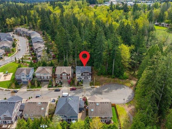23331 SE 4th Place, Sammamish WA 98074