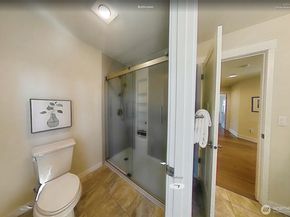 23331 SE 4th Place, Sammamish WA 98074