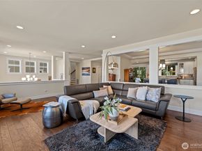 23331 SE 4th Place, Sammamish WA 98074