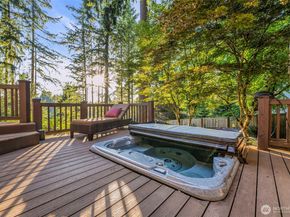 2519 239th Avenue SE, Sammamish WA 98075