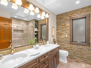 2519 239th Avenue SE, Sammamish WA 98075