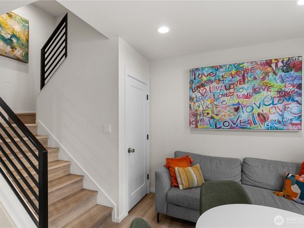 1118 16th Avenue A, Seattle WA 98122