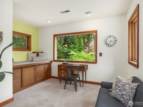 21833 103rd Avenue SW, Vashon WA 98070