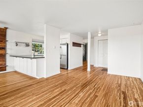 4891 76th Street SW C103, Mukilteo WA 98275