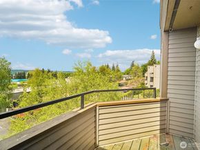 4891 76th Street SW C103, Mukilteo WA 98275