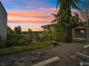 4891 76th Street SW C103, Mukilteo WA 98275