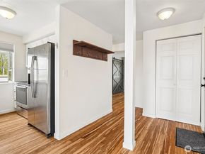 4891 76th Street SW C103, Mukilteo WA 98275