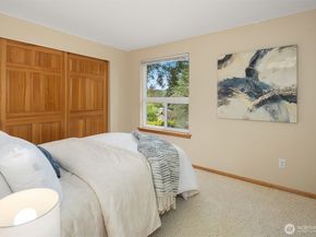 12016 106th Avenue NE, Kirkland WA 98034