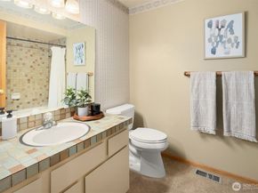 12016 106th Avenue NE, Kirkland WA 98034
